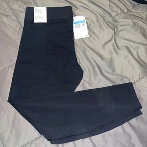 Black Nike leggings